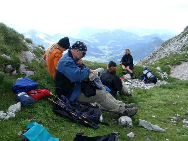 in der zugigen Scharte